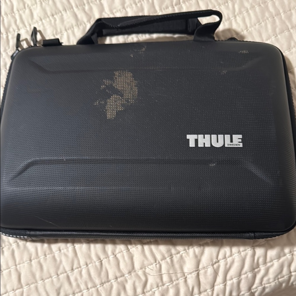 Thule Black Protective Laptop Case